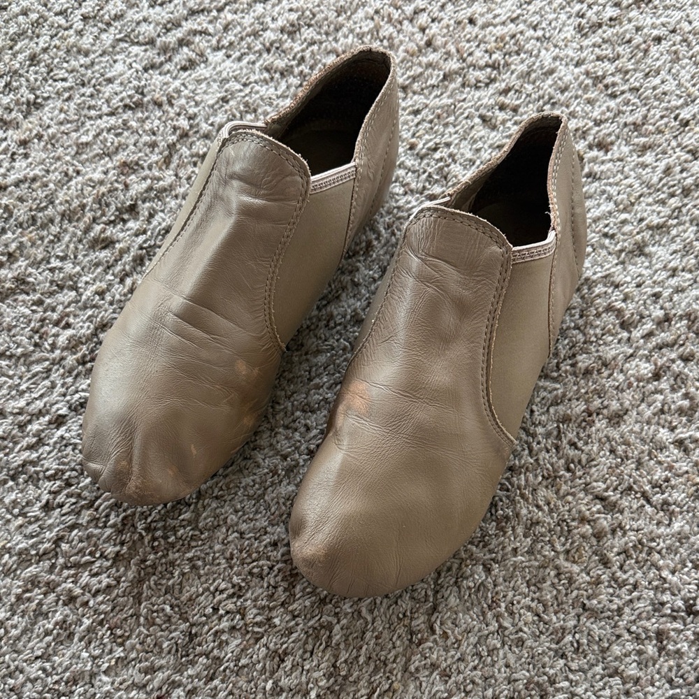 Capezio Kids Tan Jazz Shoes